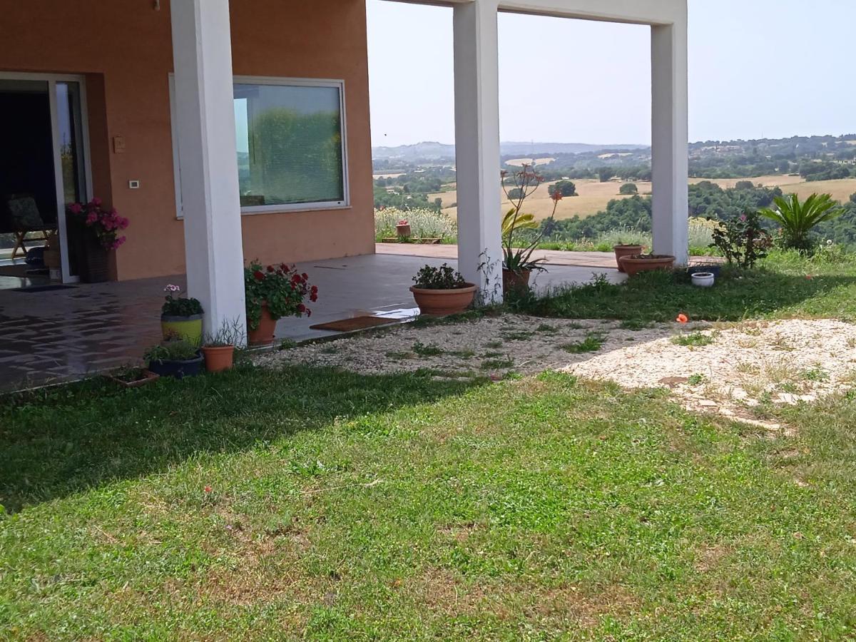 Agriturismo Il Cielo In Terra Sant'Oreste Eksteriør billede